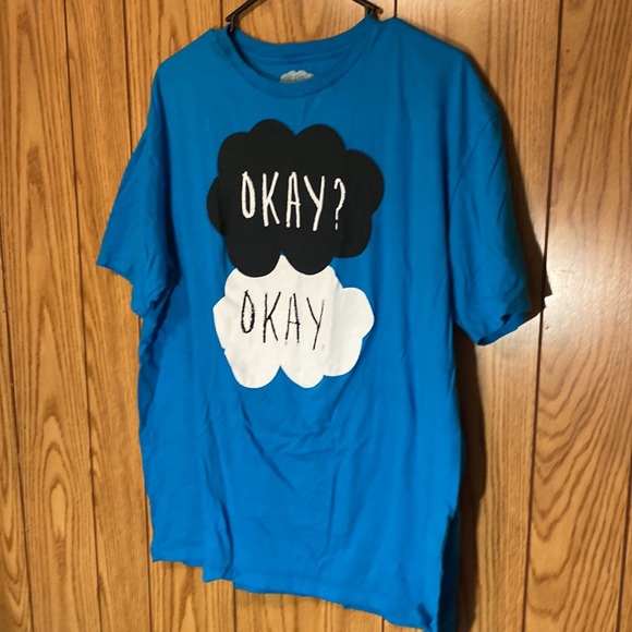 🔥The Fault In Our Stars Okay? Okay / Short Sleeve Too Blue / Size L/XL - Picture 2 of 5